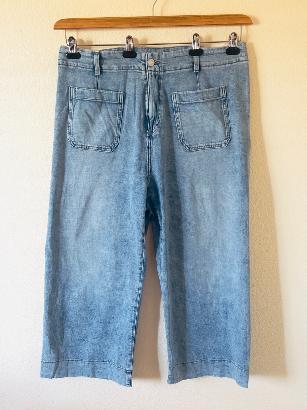 NWT-Lauren Conrad Women’s Super High Rise Wide Leg Jeans Size 18W